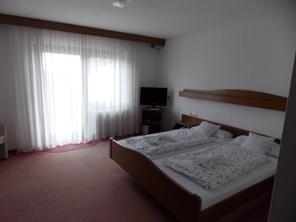 Hotel Schwarzwalder Hof Bad Bellingen Esterno foto